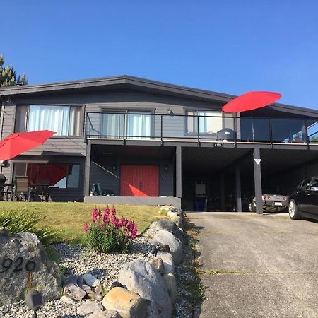 Sunshine Coast Suites Sechelt Exterior photo